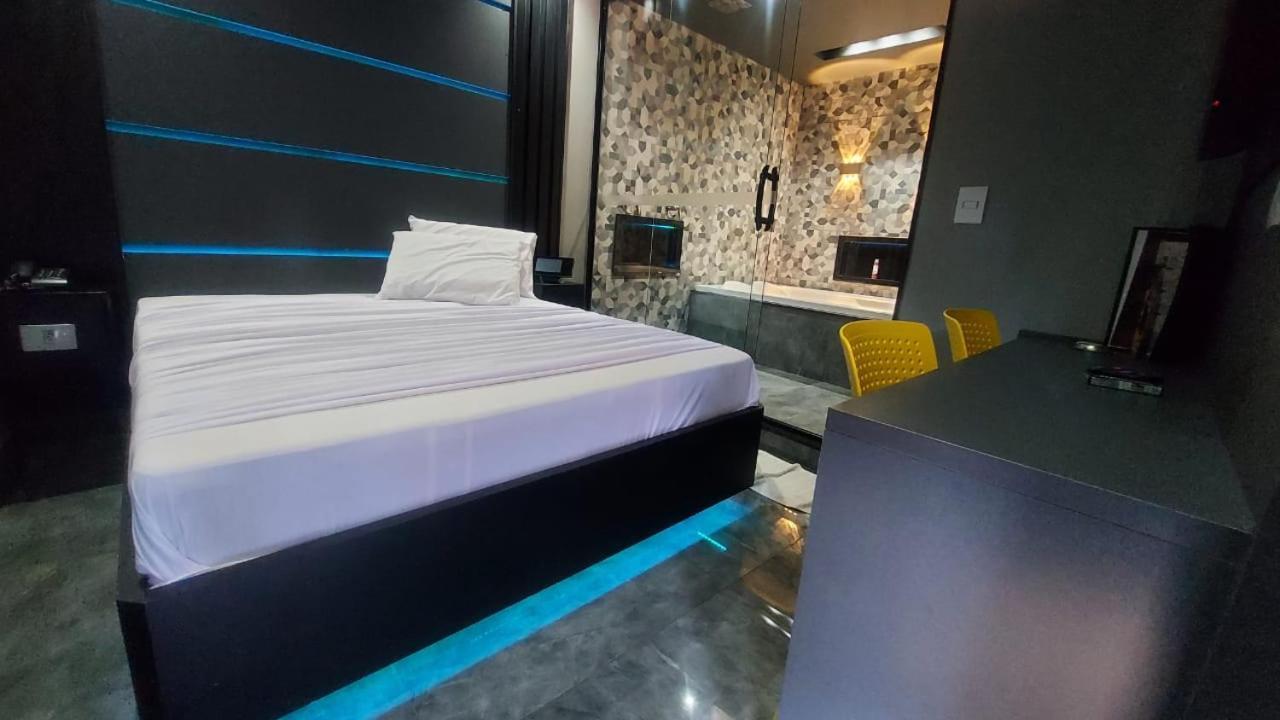 UP MOTEL, RIBEIRAO PRETO *****